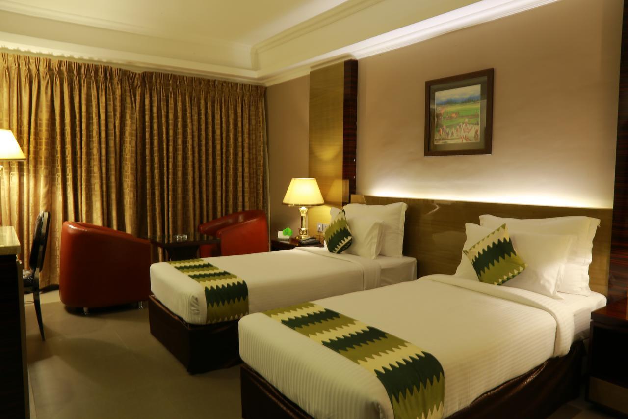 Alappuzha Hotel Bonanza מראה חיצוני תמונה